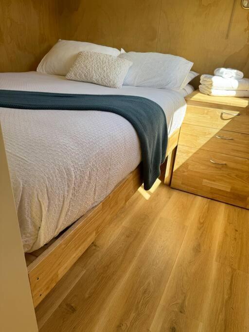 Alpine Tiny Apartment Queenstown Bagian luar foto